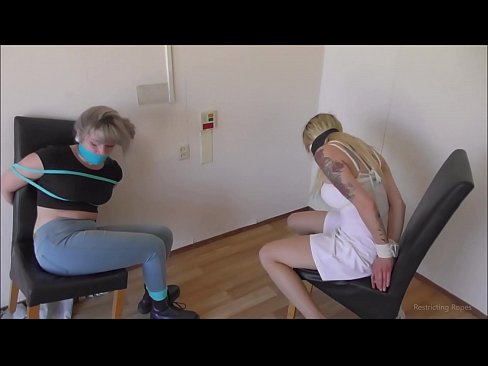 ❤️ Addicted / ceangailte agus gobáilte / cailin i bponc ❤❌  Porn na Rúise  ag ga.allo-sex.ru ❌